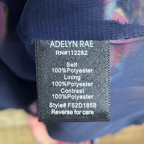 Adelyn Rae Open Back Halter Dress Multicolor Feather Print Size Large - Picture 6 of 8